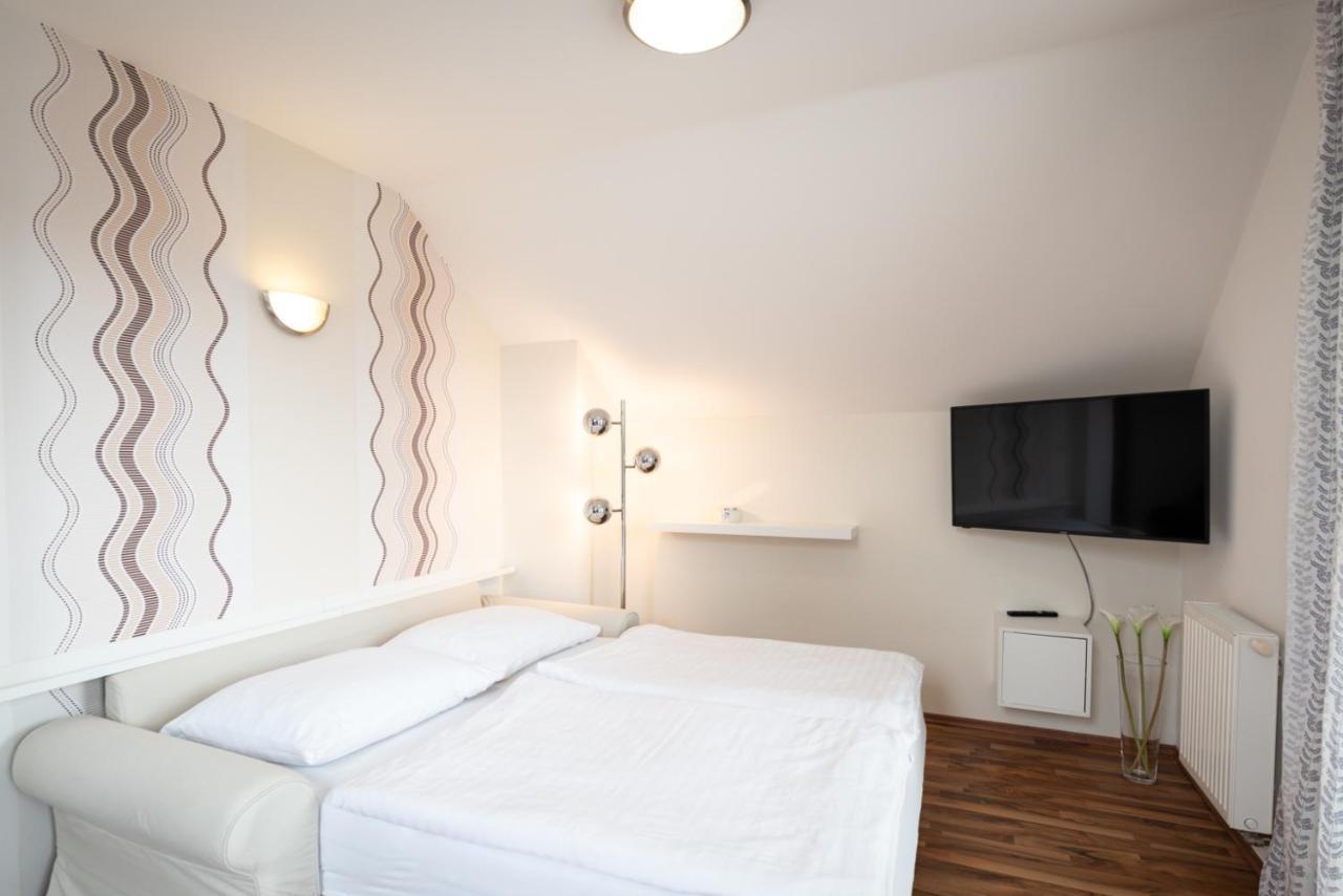 Hotel Garni Pod Skalkou Cesky Krumlov Exterior photo