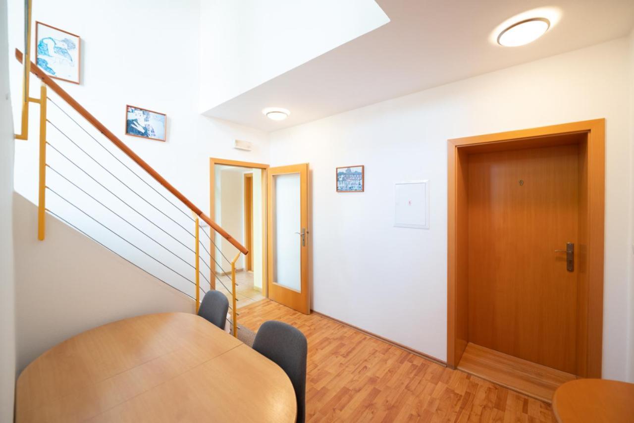 Hotel Garni Pod Skalkou Cesky Krumlov Exterior photo